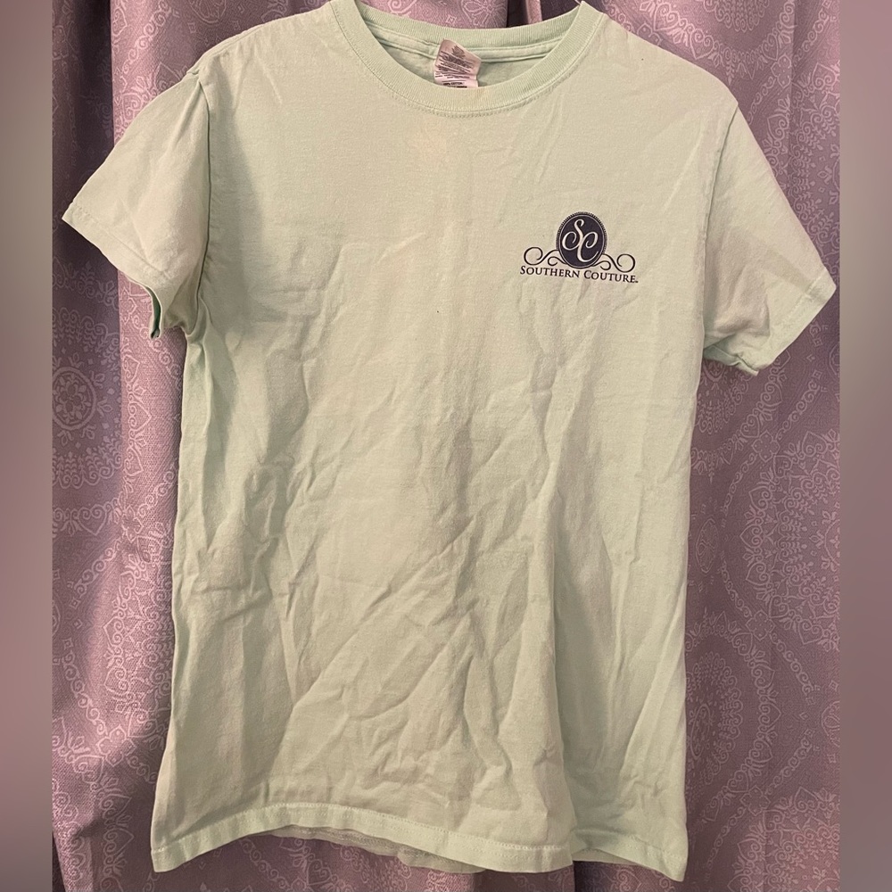 Simply Couture Crab Southern T-shirt. Small
